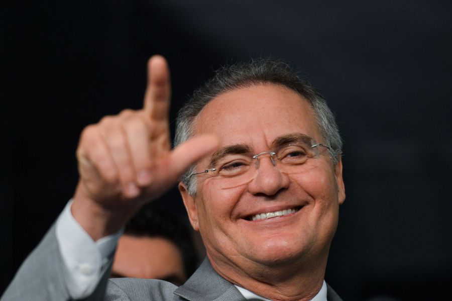 Calheiros deve pedir indiciamento de Bolsonaro em relatório da CPI