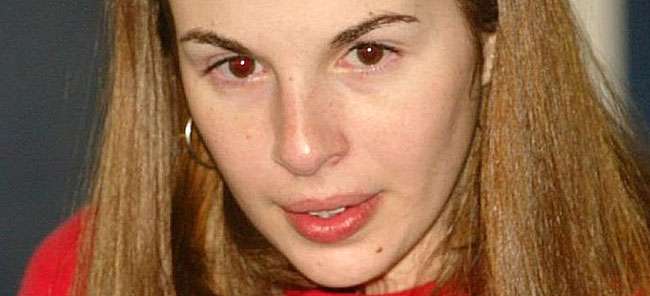 Suzane Richthofen está grávida de médico que conheceu pelo Instagram Ulisses Campbell disse que a assassina está esperando uma menina