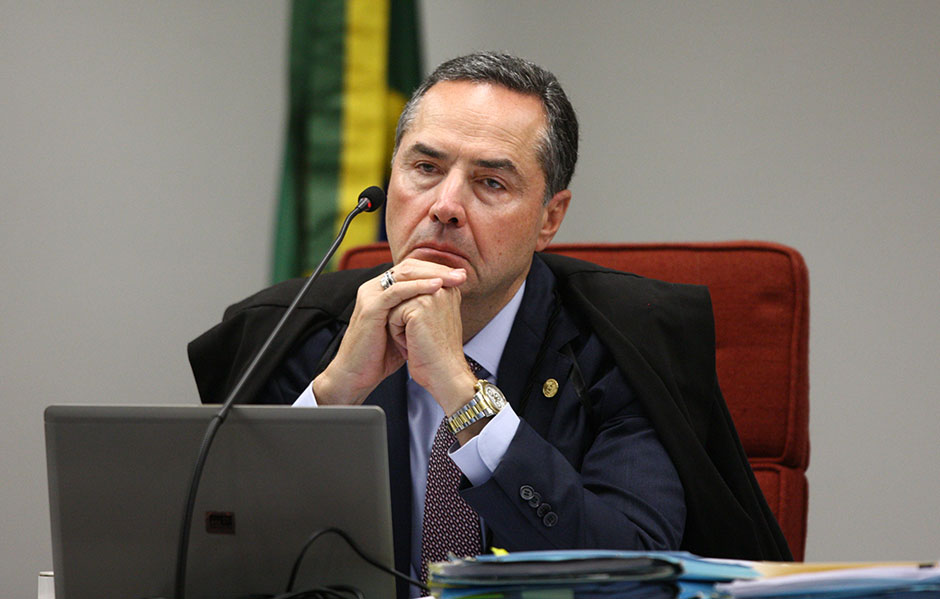 Cadeia para mulher que faz aborto é má política pública, diz Barroso Ministro já tinha dado declarações a favor da descriminalização do aborto