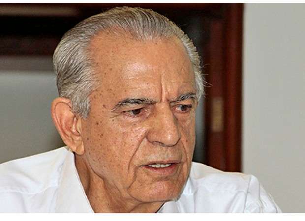 Na quarentena, Iris, com 86 anos, tem se resguardado de aparições