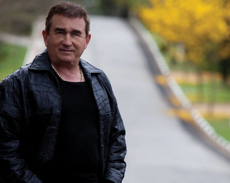 Cantor Amado Batista