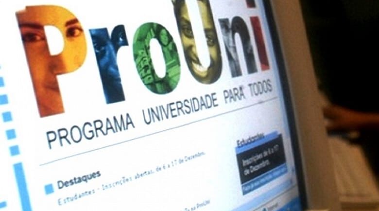 Inscrições no Prouni são prorrogadas até sexta (2) após atraso no Sisu Programa oferece 406.428 bolsas, sendo 308.977 integrais (100%)
