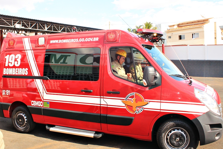 Motociclista fica gravemente ferido após atropelar cachorro(Foto: Divulgação/CBM)