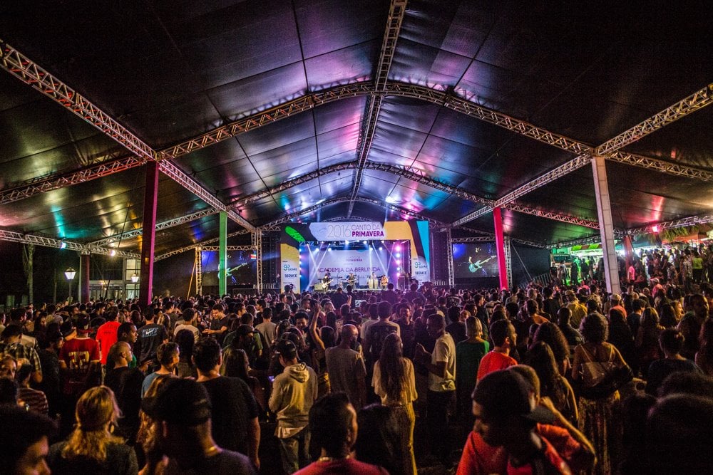 Palco de show Canto da Primavera