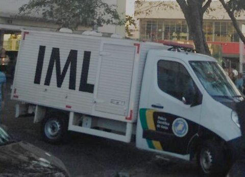 Pai e filho morrem após carro capotar em Nova Glória