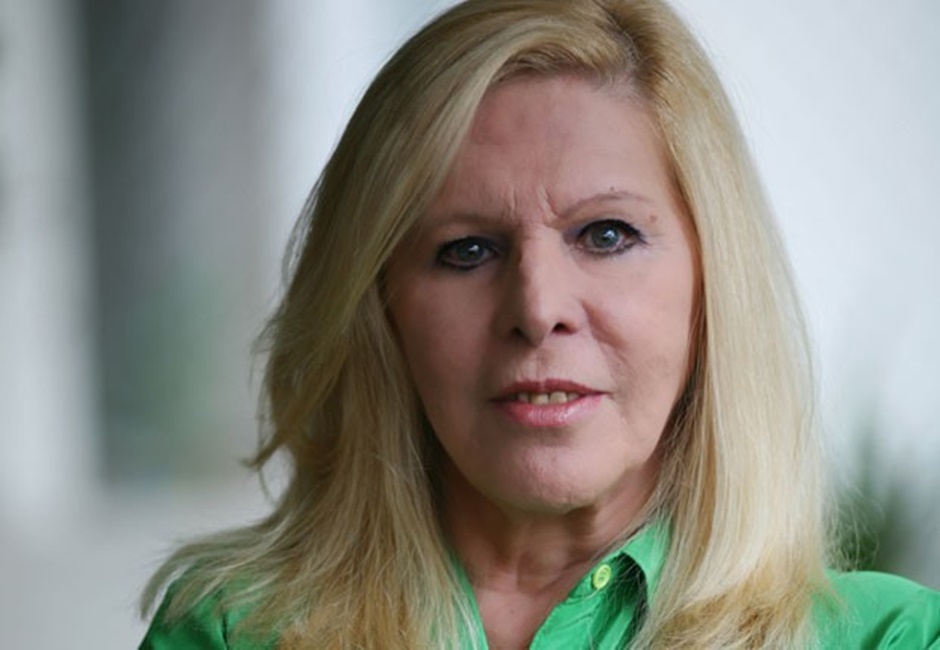 Filha de Vanusa diz que a mãe está com Alzheimer e internada sob cuidados médicos