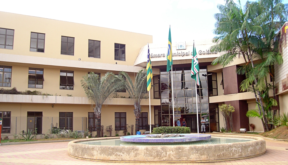 Câmara de Goiânia retoma sessão com bate-bocas e acusações