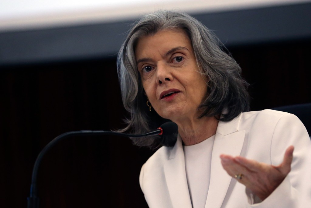 Cármen Lúcia considerou que o mandado de segurança não preenchia os 'requisitos constitucionais e legais para o seu processamento válido' no STF (Foto: Divulgação)