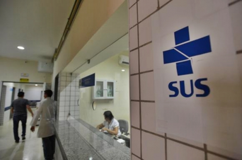 Jovem ganha na justiça e terá cirurgia nos olhos custeada pela prefeitura de Goiânia