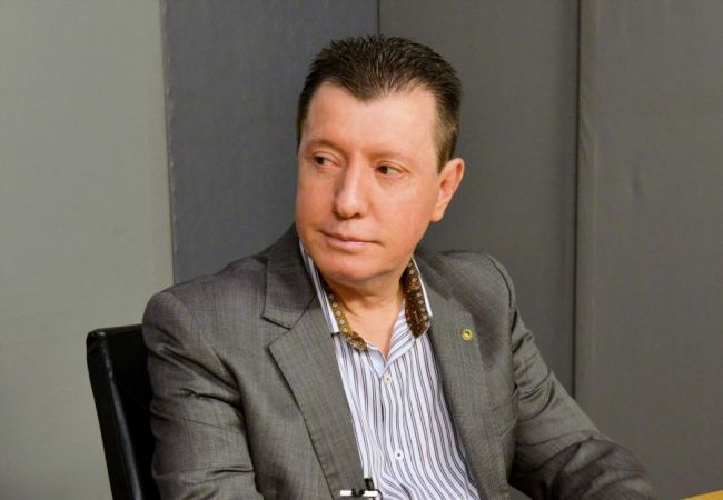 Deputado quer cortes de 30% nos gastos dos poderes e fim dos penduricalhos nos super salários