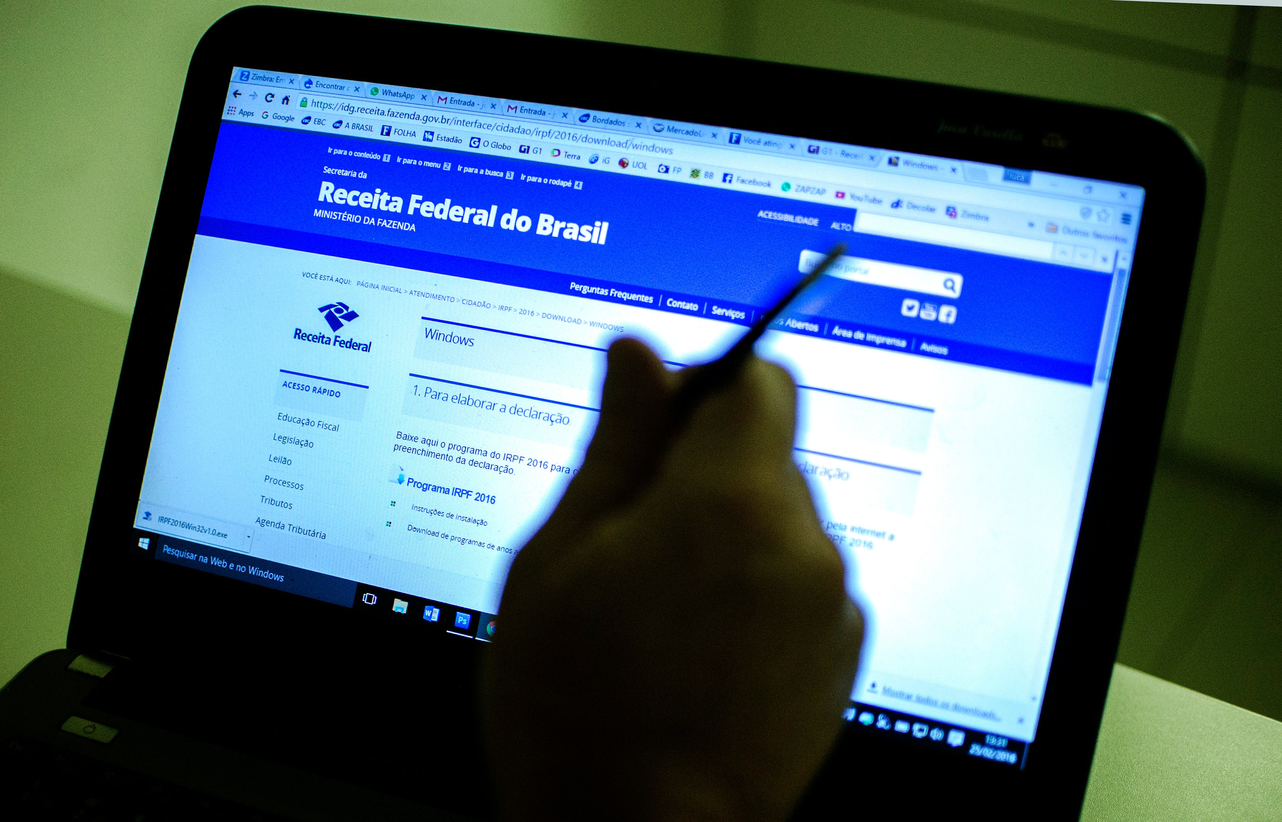 Prazo de entrega da Declaração do Imposto de Renda começa nesta sexta Receita Federal espera receber 43 milhões de declarações neste ano