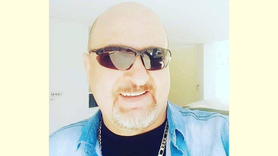 Romão Amaral Gimenes, de 49 anos, que já trabalhou na Rotam, estava em uma moto, e teria tentado escapar dos assassinos por pelo menos dois quarteirões. (Foto: Reprodução/ Facebook)