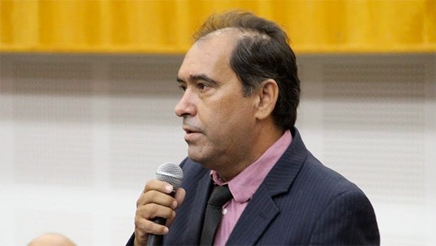 https://www.emaisgoias.com.br/fabricio-rosa-faz-denuncia-criminal-e-mpe-ajuiza-acao-por-propaganda-irregular-contra-edson-automoveis/