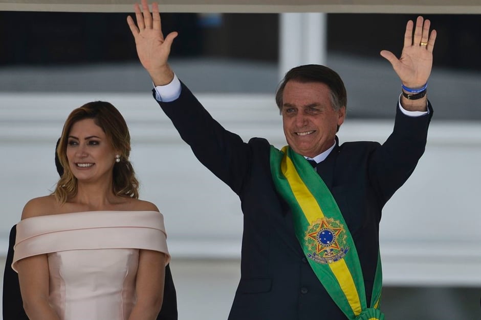 Bolsonaro decidiu e não passará a faixa para Lula, diz coluna
