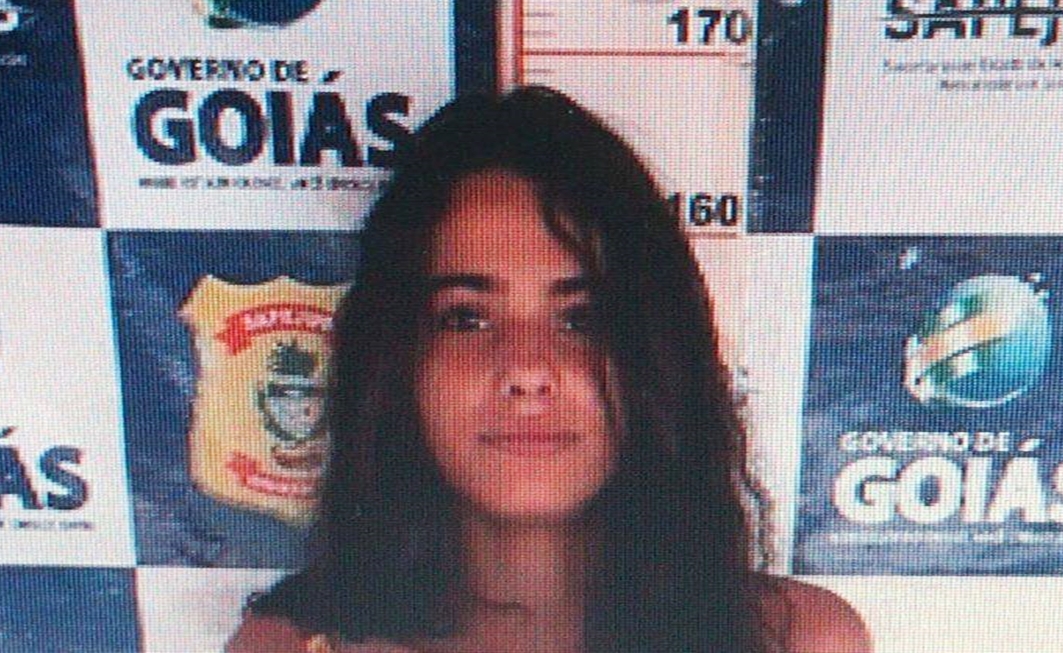 Ana Carolina foi morta a tiros enquanto era perseguida por Paulo Rogério, no último dia 4 de fevereiro (Foto: Reprodução / Facebook)