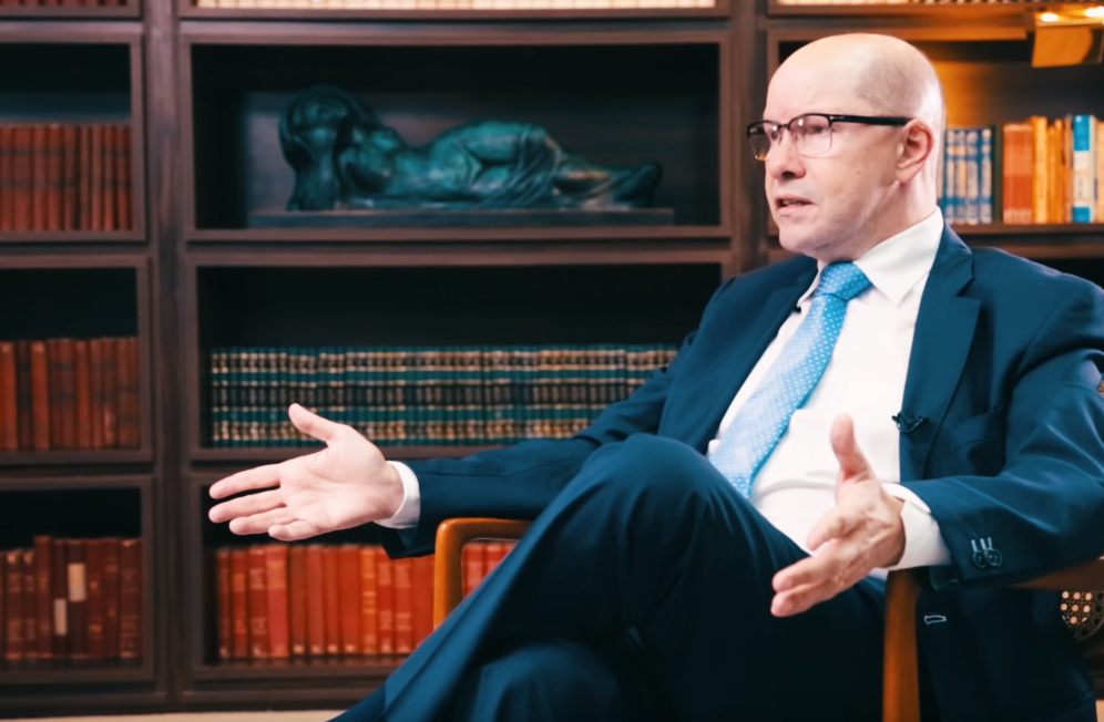 "Deputado do chapéu" procura escritório de Demóstenes Torres para evitar prisão