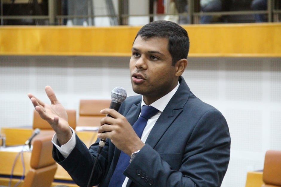 Presidente da Câmara destaca racismo no Brasil e rechaça falas de Oseias Varão