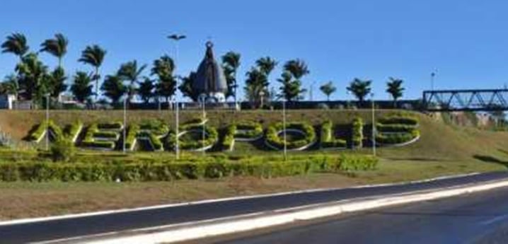 Suspeito de atear matar e atear fogo em ex-companheira é preso, em Nerópolis