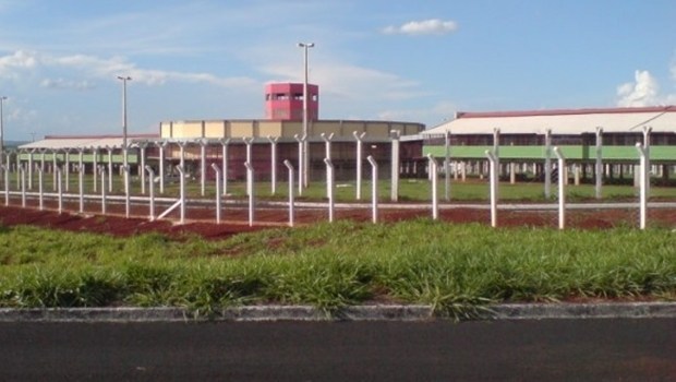 Servidores frustram fuga de três detentos da cadeia de Itumbiara