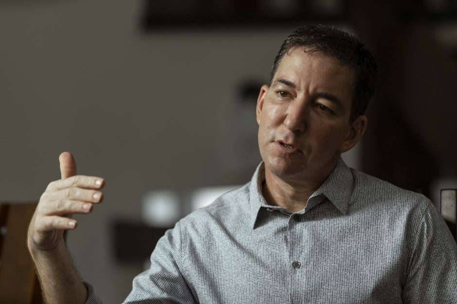 Grupo de advogados diz que denúncia contra Glenn é escalada autoritária