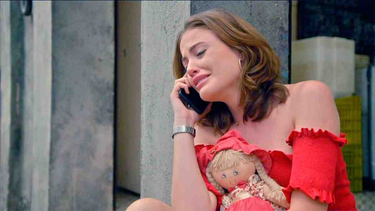 Brenda Sabryna interpreta Jandira na novela 'Topíssima'