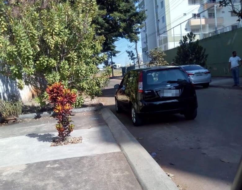 Veículo usado para o sequestro (Foto: Divulgação / PM)