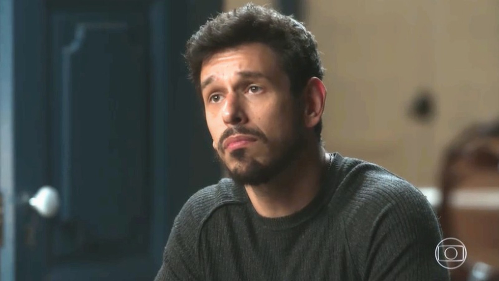 "É muito bonito você ver uma pessoa despida", disse ator. João Vicente de Castro revela que às vezes chora transando