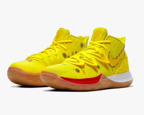Tênis da Nike amarelo como o Bob Esponja 