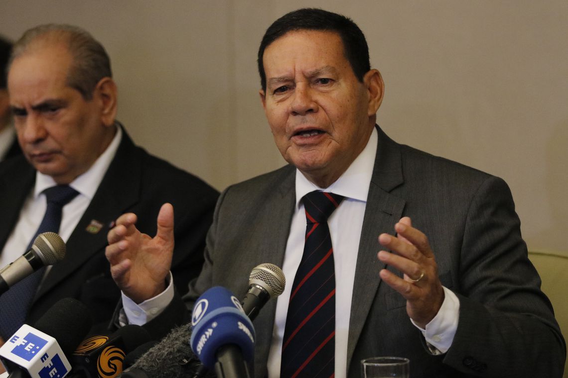 Mourão defende atuação de policiais no caso Ágatha e questiona versão da família