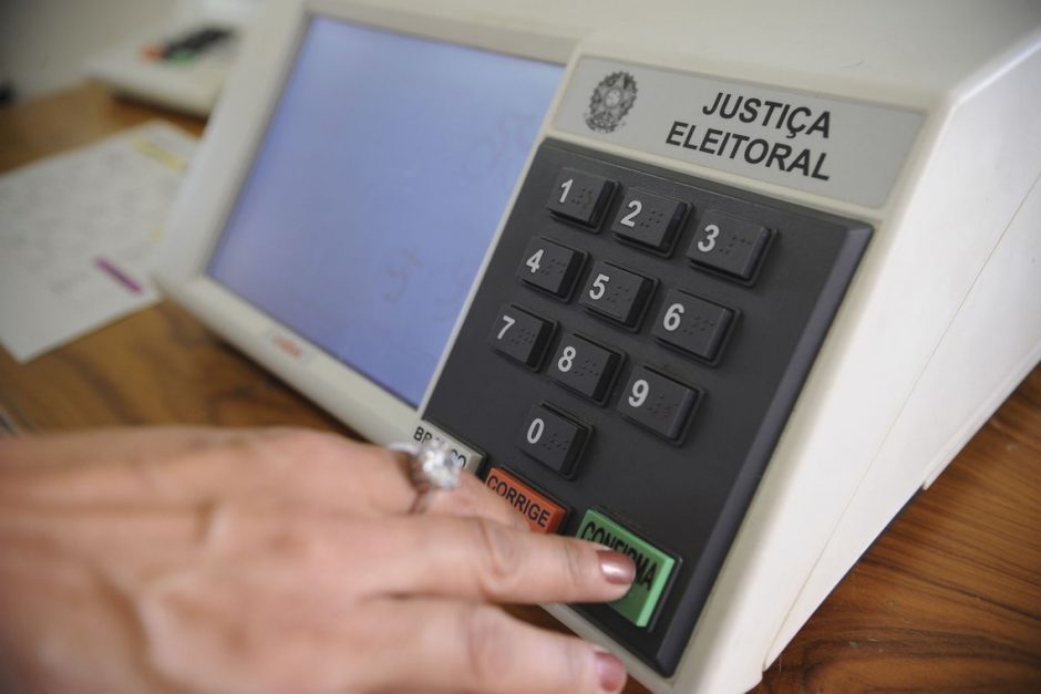 Advogado diz quando cota de 30% de candidatas é observada no pleito