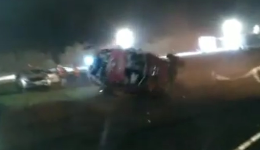 Apesar disso, Caio Castro foi ao Instagram e comentou sobre o ocorrido para tranquilizar os fãs.