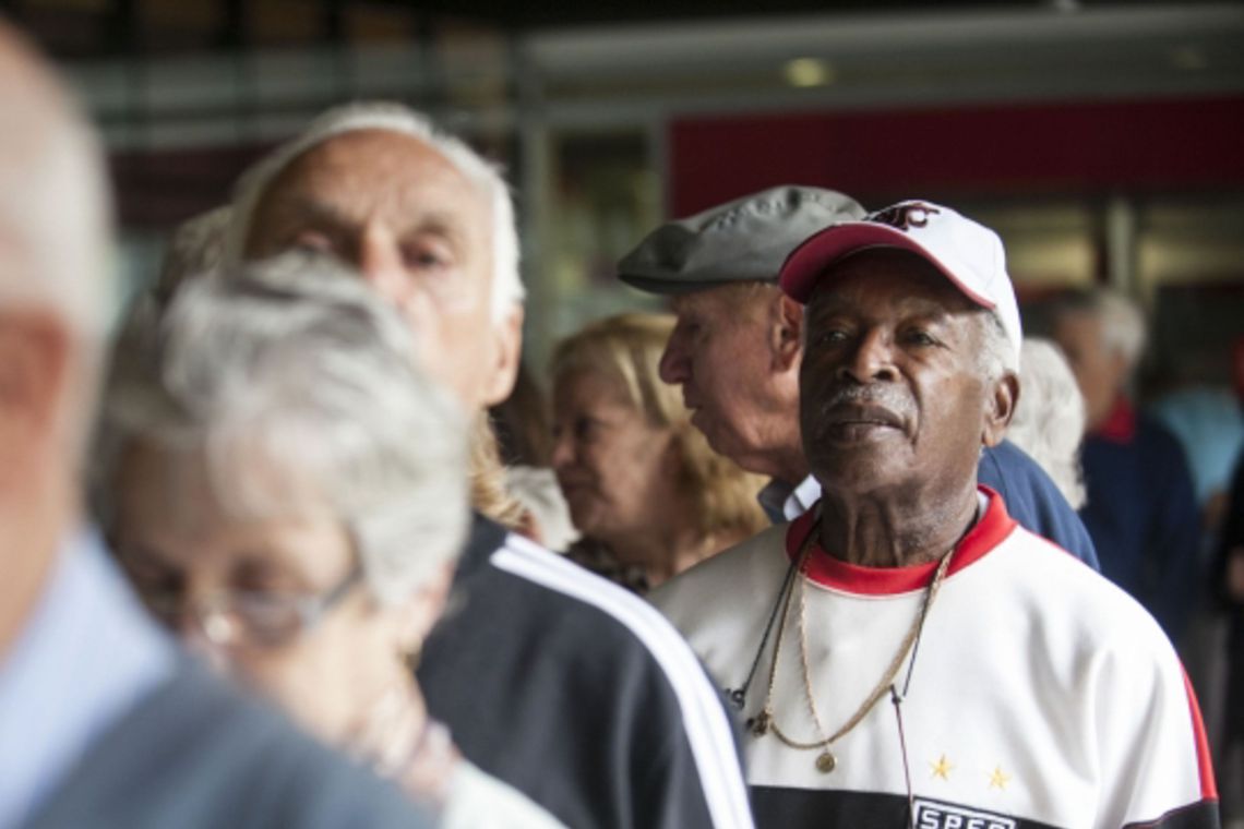 Benefício contemplará pessoas que trabalharam na iniciativa privada, de carteira assinada, antes de 1988