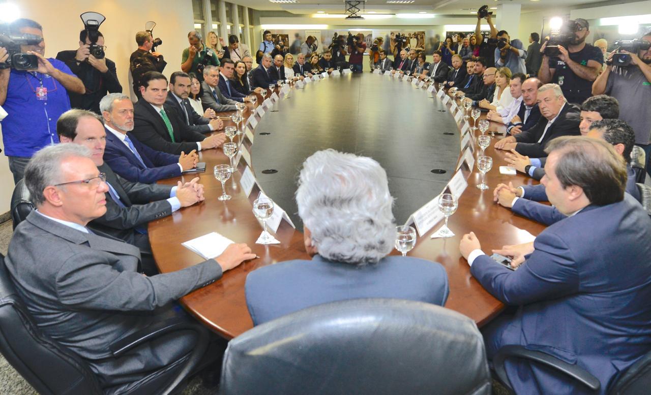 Governo de Goiás assina acordo com Enel para aumento de investimento no setor de energia (Foto: Divulgação)