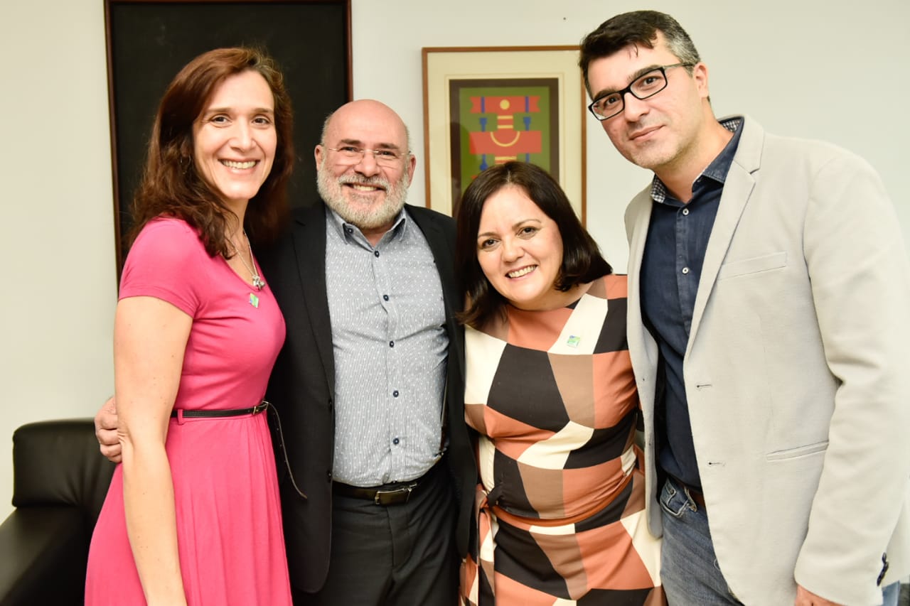 Valéria Torres (Sec de Comunicação); José Roberto( futuro presidente da ABC), Elizeth Araújo (diretora da ABC) e Marco Aurélio (Gerente)