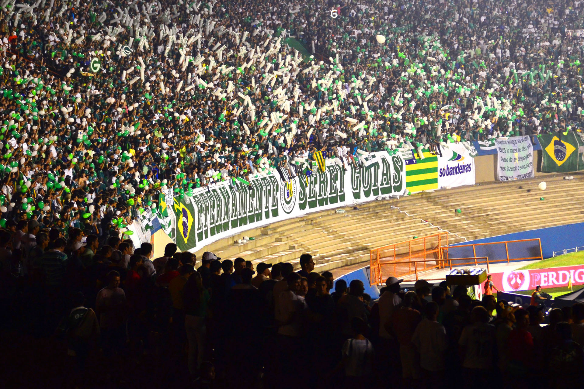 Partida entre Goiás e Cruzeiro pode ser com torcida única, em Goiânia
