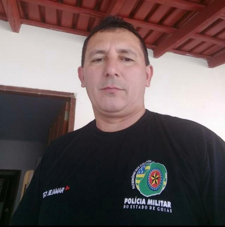 Por motivos desconhecidos, os dois teriam tido uma discussão, ocasião em que o militar foi atingido com um tiro de revólver no peito