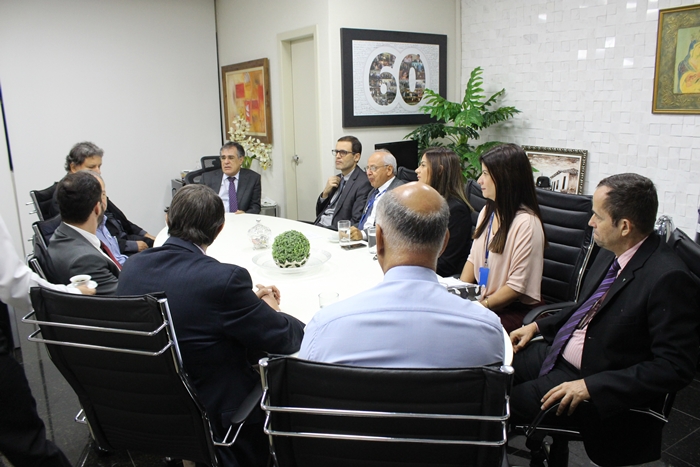 Prefeitura de Brazabrantes deve reduzir número de comissionados pela metade