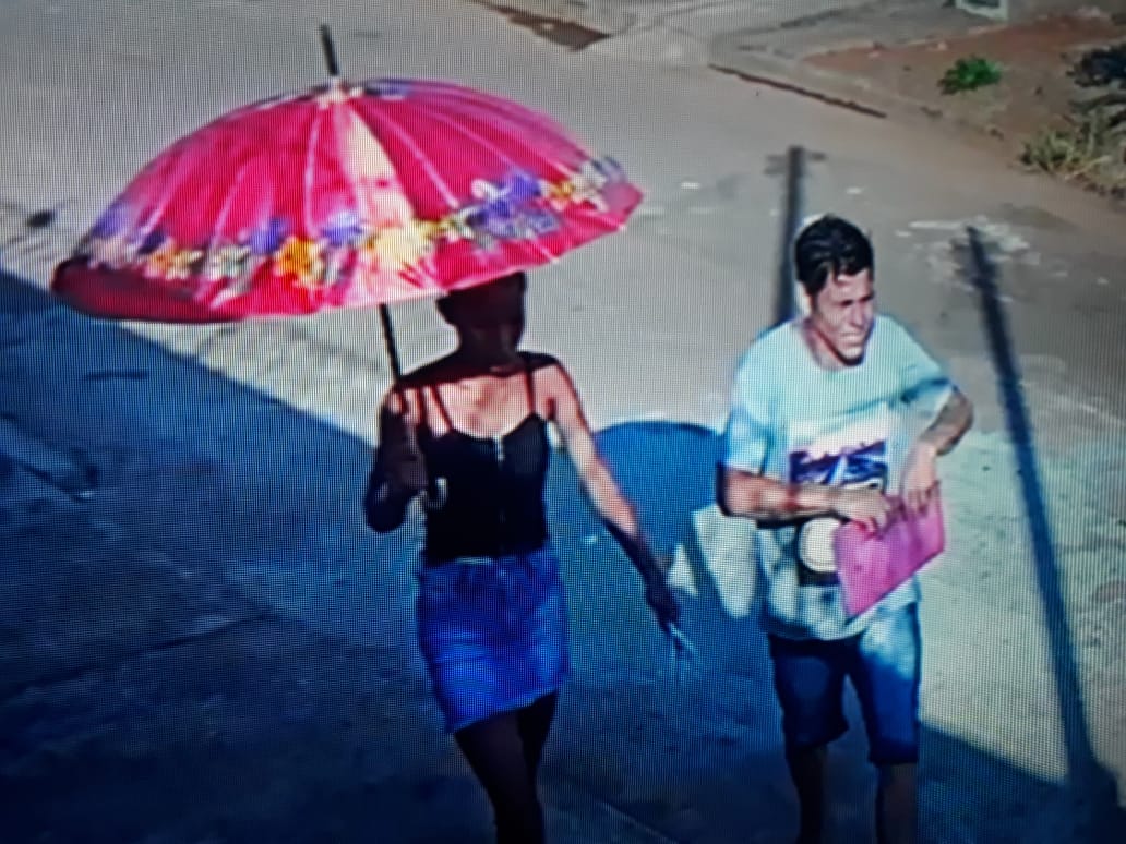 Dois dos envolvidos, segundo a PM, já compuseram o quadro de funcionários da empresa e estavam a par da rotina de pagamentos