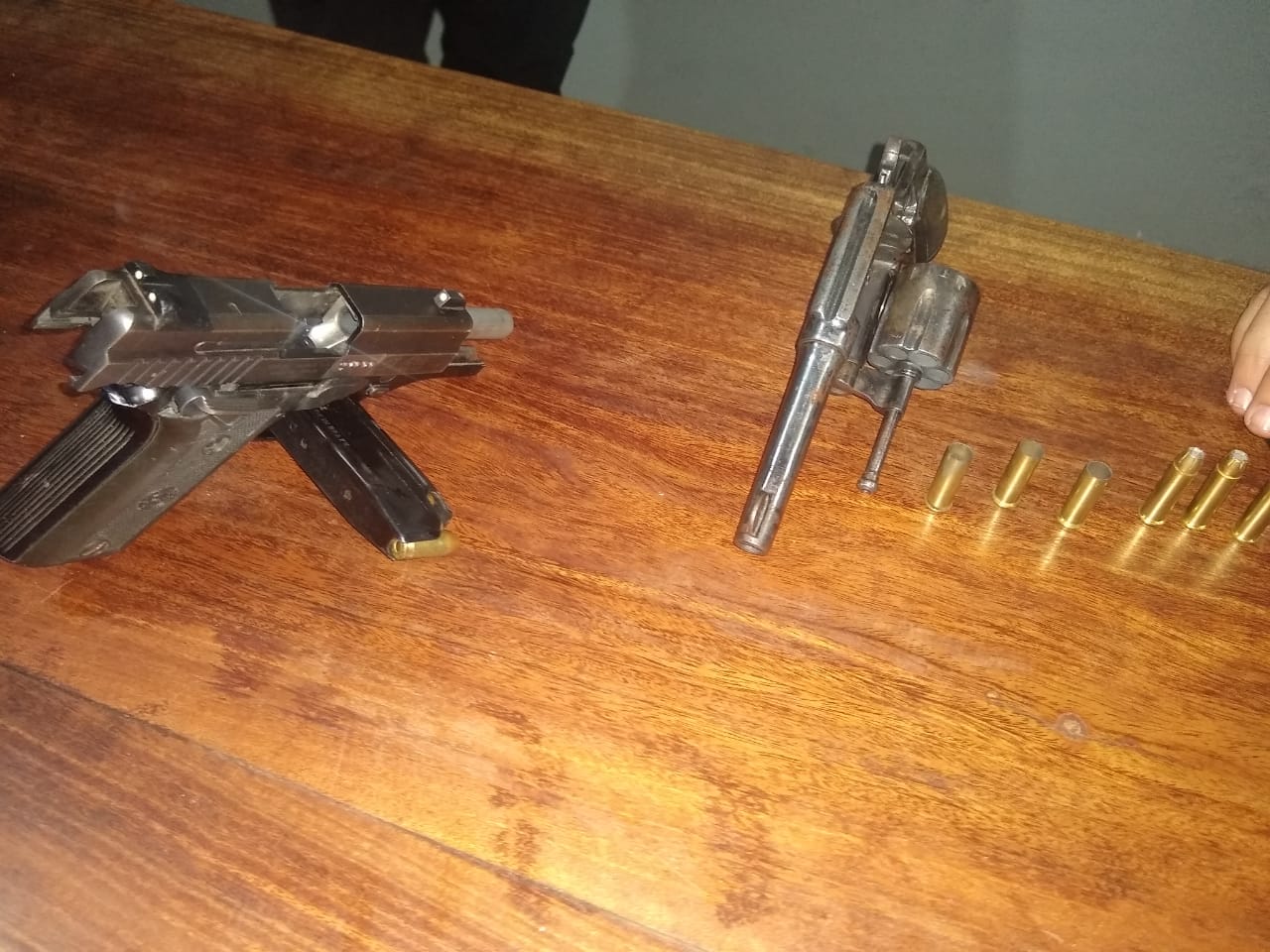 Apreendidas armas utilizadas no roubo e no tiroteio