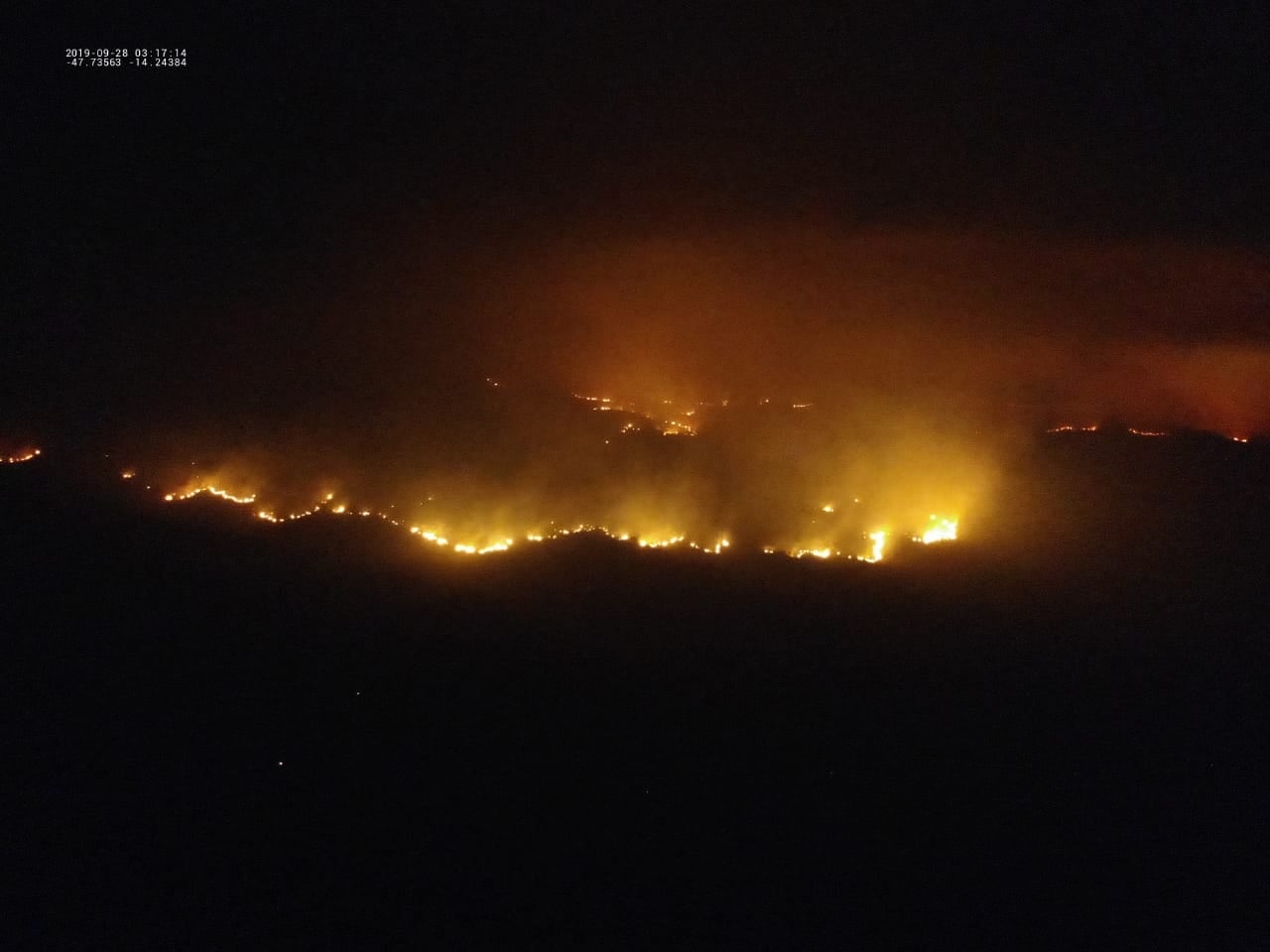O incêndio que atingiu o território Kalunga, em Monte Alegre, foi controlado na tarde deste domingo (29). Local ficou em chamas por cerca de cinco dias. (Foto: Divulgação / Bombeiros)