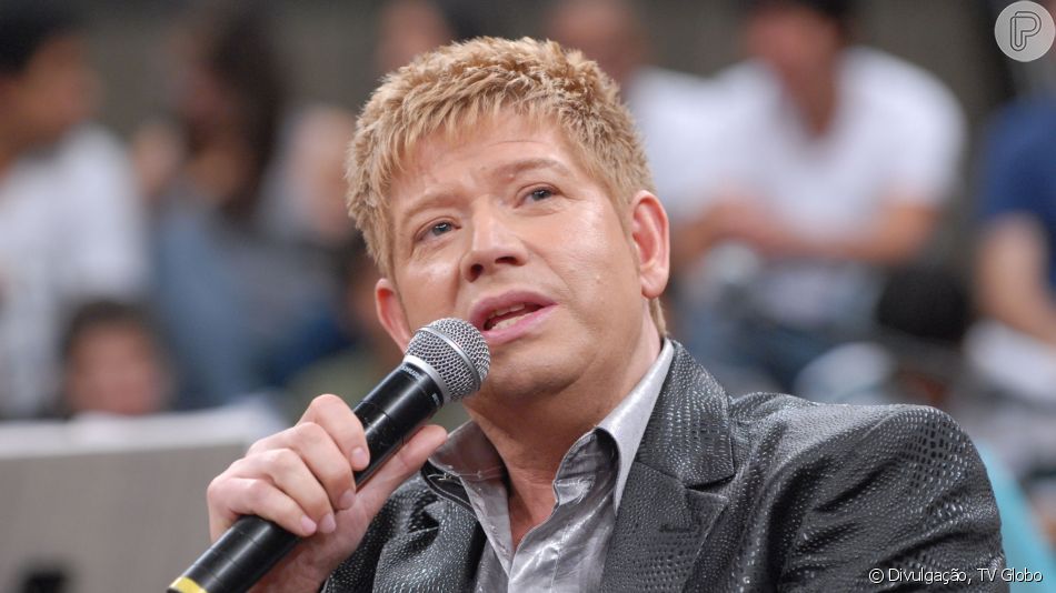 Morre cantor português Roberto Leal; o velório será aberto ao público