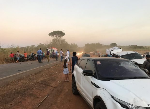 Walter acredita que esposa Ingrid Lima teve livramento após se envolver em um acidente na GO-336, em Nova Glória, e sair ilesa. (Foto: Reprodução/Leitor Mais Goiás)