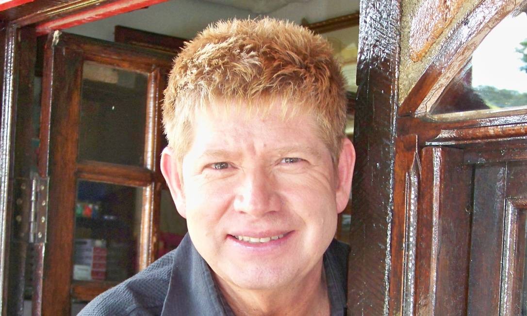 O cantor Roberto Leal morreu de insuficiência hepática e renal em decorrência de um melanoma (Foto: divulgação)