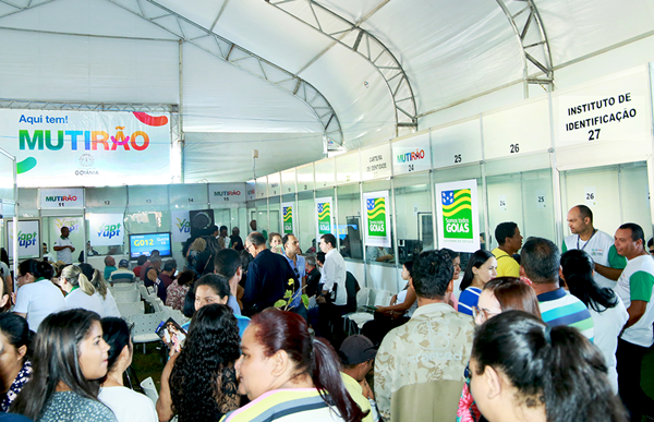 Cerca de 20 órgãos e unidades do governo estadual estarão à espera da população neste sábado, das 8 às 16 horas, e no domingo, das 8 às 12 horas, oferecendo mais de 50 serviços públicos.