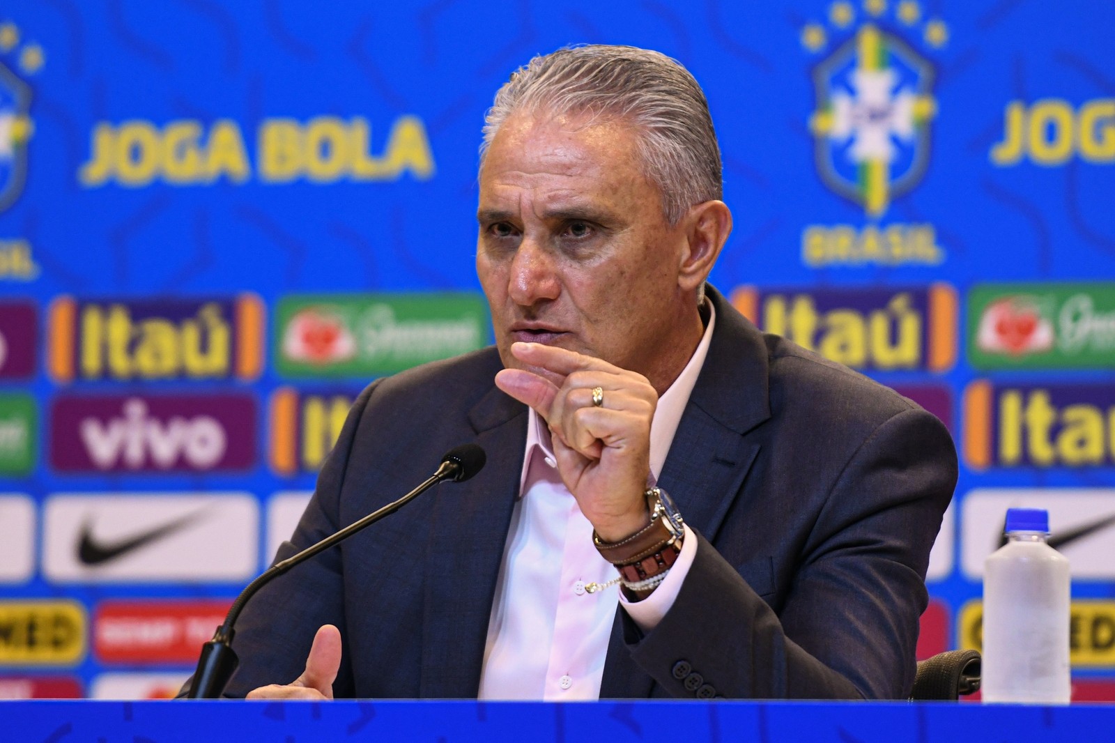 Tite convoca seleção para amistosos sem Neymar e jogadores de times do Brasil