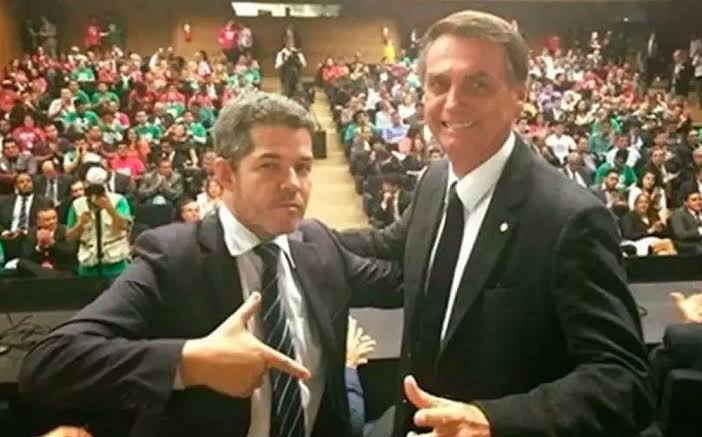 Delegado Waldir diz que áudio é verdadeiro e provocado por 'ingratidão' de Bolsonaro