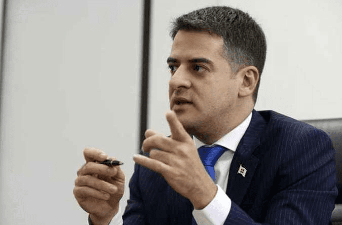 Troca de ministros da Saúde gera instabilidade entre os entes, diz Alexandrino