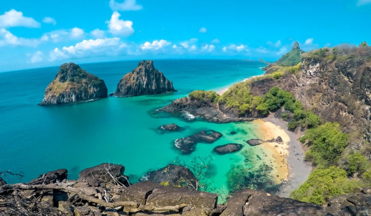 Noronha reabre em setembro apenas para turistas que já tiveram covid-19