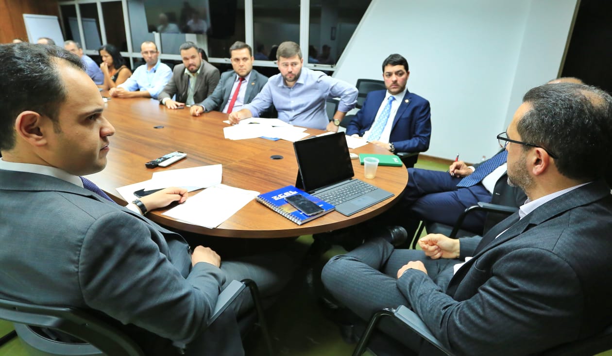 CPI se reúne na Enel para apresentar demandas colhidas em audiências públicas