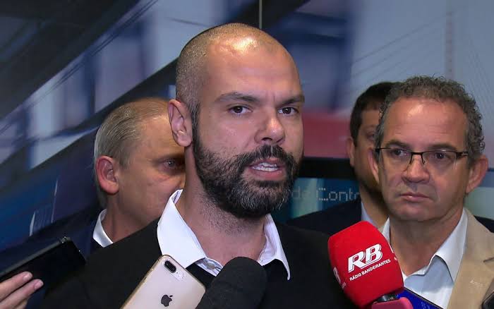 Prefeito de São Paulo, Bruno Covas, que disputa a reeleição no segundo turno contra Guilherme Boulos